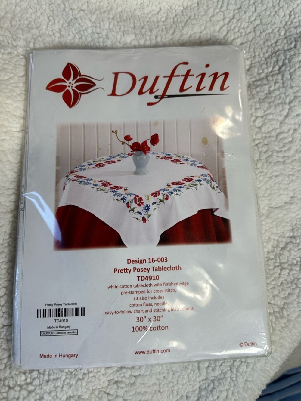 Duftin Pretty Posey White Tablecloth Cross Stitch Kit with Floss Embroidery